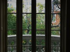-Nathalie Djurberg与Hans Berg“牛皮纸包裹的月亮”-Prada荣宅当季展览