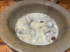 -滇香肴·云南菜蒸汽石锅鱼(云南北路店)