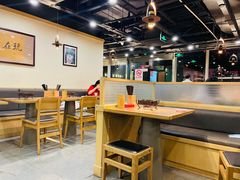 大堂-肖四女乐山跷脚牛肉(世博源店)