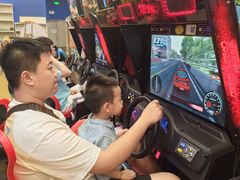 -爱玩嘉年华(龙湖曲江天街店)