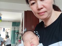 -臻爱住家月嫂育儿嫂(万达店)