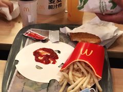 -麦当劳(庐山服务区店)