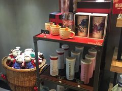 零售区-星巴克臻选(宁波天一广场店)