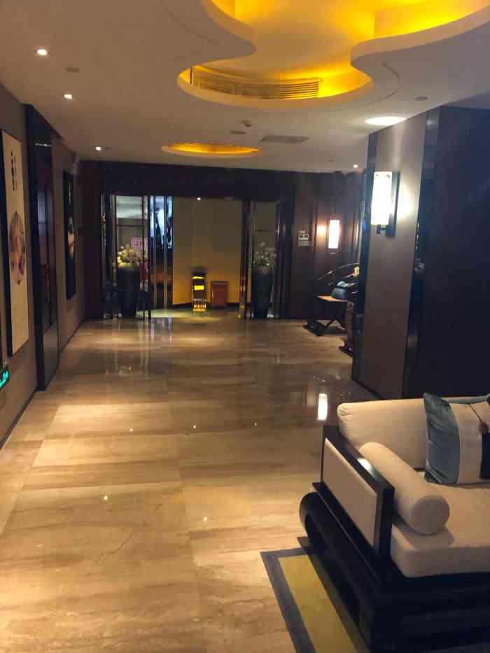 升逸水疗-"技师老是乱改小费,按摩技术也一般."-大众点评移动版