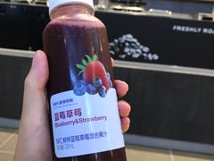 -瑞幸咖啡(尼盛尚品汇店)