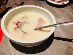 鸭架豆腐汤-金鸭季·北京烤鸭(深业上城店)