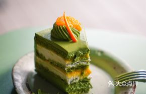 Matcha Yuzu Lemon Cream Cake
