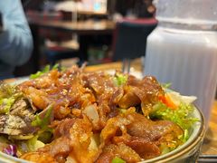 肥牛拌饭-花食间餐吧(远大购物中心群力店)