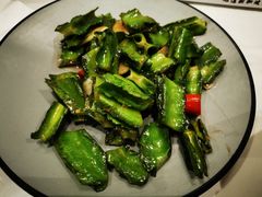 龙豆-滕记星发餐室·新加坡菜(巨鹿路店)