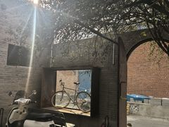 -出走咖啡·面包(宋庄店)