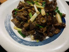 口蘑-东口码头·烧鸽子·鱼头泡饼·地方菜(金鹰悦城店)