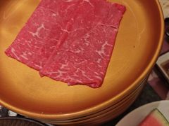 -牛YO寿喜烧·铁板烧和牛火锅自助(市府恒隆店)