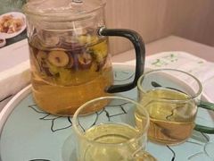 -荷花亭·湖北融合菜(中商广场店)