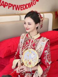-莫小姐婚纱