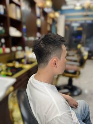 -巴伯尔男士理发馆