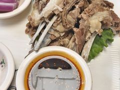 手抓羊排-西安贾三灌汤包·回坊小吃·清真炒菜(北院门总店)