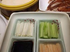 -韵秋荷(宝山龙湖天街店)