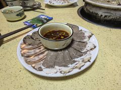 -东巴谷野生菌火锅餐厅