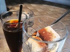 提拉米苏-穹六人间 people 6(岳阳路店)