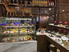 -小天鹅戴斯酒店鲸鲨百汇创作料理
