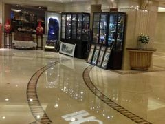-南京金鹰皇冠假日酒店