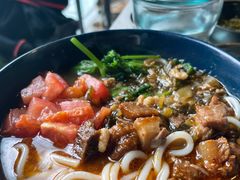小锅米线-半山腰·云南菜(侨福芳草地店)