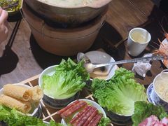 -聚汇三少·龙虾·中餐厅(莫邪路新天地店)