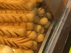 -老码头黑皮肘子锅包肉(文政街店)