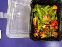 -雀蓝川菜(奥体广场店)