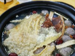 -濠轩阁特色生蚝火锅(水湾路店)