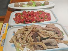 -乡土黄·鲜牛肉火锅·小龙虾(兴业街店)