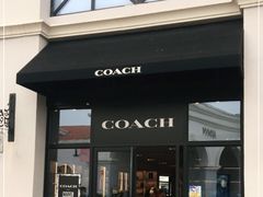 -COACH蔻驰(百联奥特莱斯广场店)