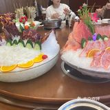 吃海鲜的快乐  老友记海鲜火锅店 真新鲜~性价比很ok[调皮]