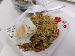 -缅华南国小食店