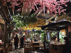 -城墙拐拐火锅(三峡广场黑金冠店)