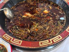 -烧哥美蛙肥肠鱼火锅·十五年社区店