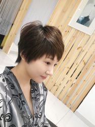 -LA BELLEZA倍丽莎美发沙龙