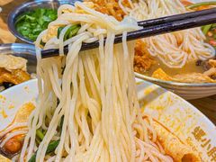 -螺小胖柳州螺蛳粉(钟楼总店)