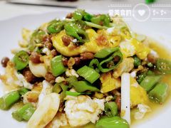 腊八豆炒荷包蛋-毛家饭店·融合新湘菜·主题宴(齐鲁软件园店)