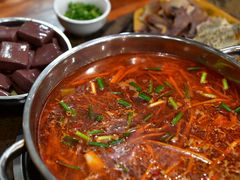 -黄利砖万峰林布依特色酸笋牛肉馆