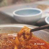这是一家仅仅靠鸭肠，就让我一来再来的火锅店