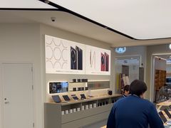 -华为授权体验店(中山公园来福士)