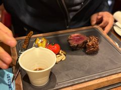 -恰餐厅及酒吧 CHAR Bar & Grill (北京丽都皇冠假日店)