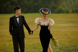 -至臻微拉婚纱摄影