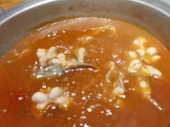 -野山舂·贵州现舂酸汤火锅(鸿通城店)