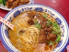 -金杨拉面王小吃面馆·牛三宝面·红烧牛肉粉