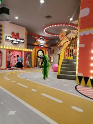 -哈尼鹿儿童乐园(长沙梅溪湖步步高店)