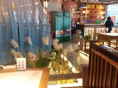 -荷塘秋月·本帮江浙菜(国权路店)