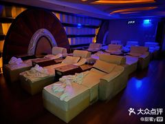 -碧中海汤泉汗蒸酒店