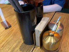 -银米·云南传统过桥米线(双廊黑金冠店)